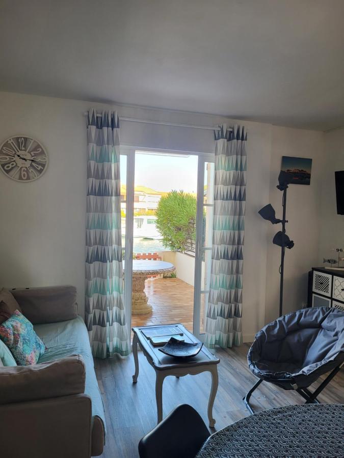 Villa Aux Capellans Sur La Marina Pour 4 Personnes - Vue Marina - Parking - Plage A 5 Min A Pied Saint-Cyprien  Zewnętrze zdjęcie